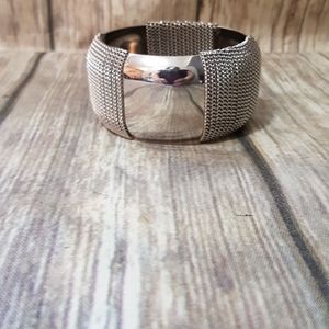 Silver tone bangle